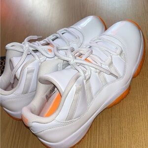 Jordan’s citrus 11s